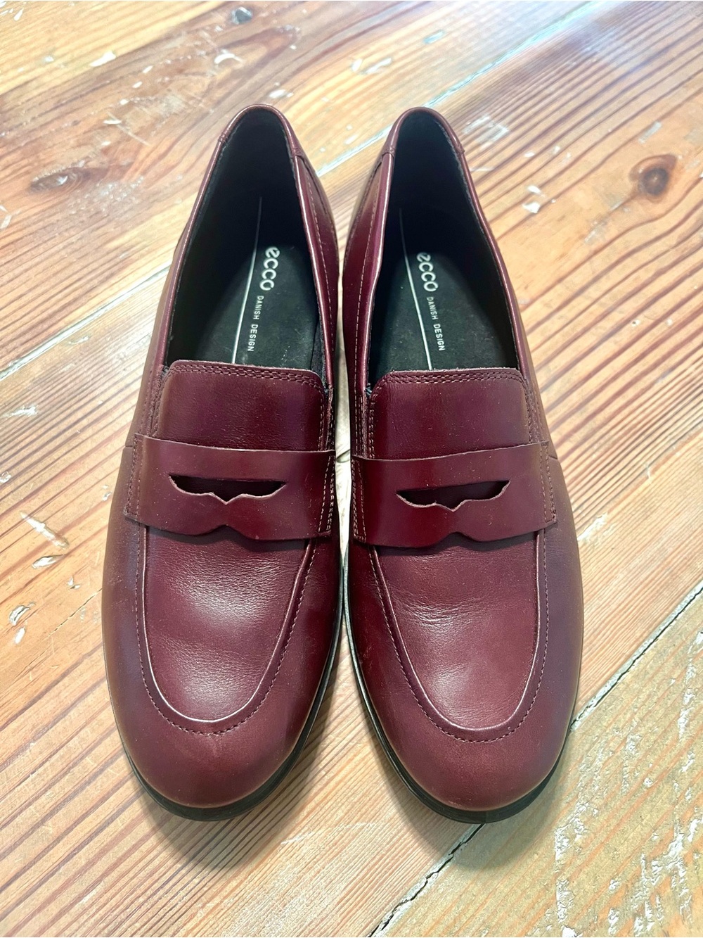Ecco Brown Burgundy Leather Penny Loafers